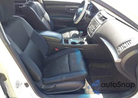 2017 Nissan Altima 2.5/S/Sv/Sl/Sr из США, поврежденный, VIN 1N4AL3AP5HC175143